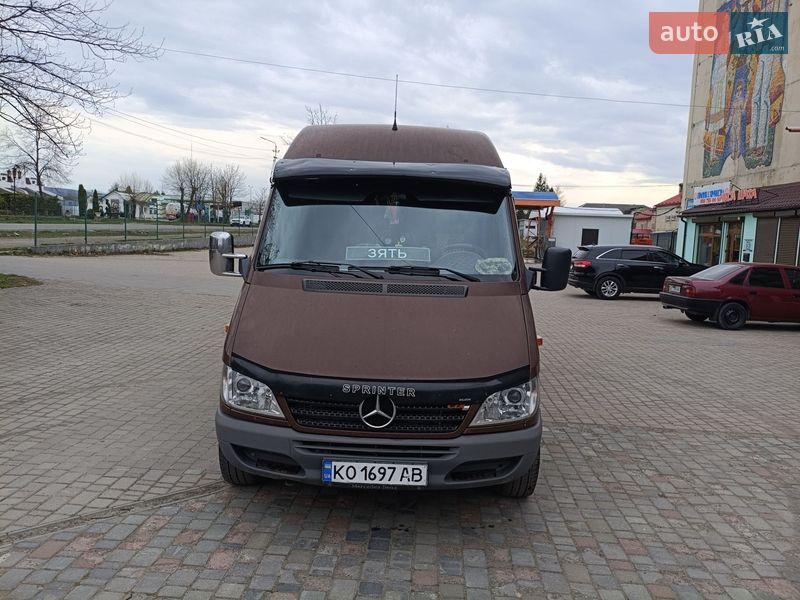 Mercedes-Benz Sprinter 2005