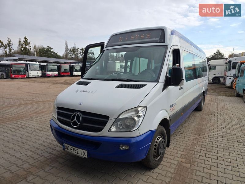 Mercedes-Benz Sprinter 2013