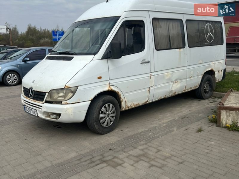 Mercedes-Benz Sprinter 2000