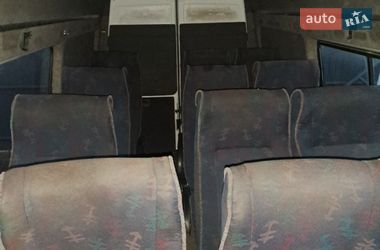 Міський автобус Mercedes-Benz Sprinter 2000 в Львові