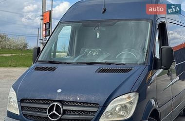Вантажний фургон Mercedes-Benz Sprinter 2011 в Хотині