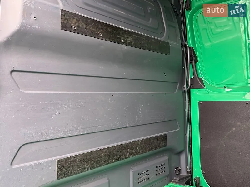 Mercedes-Benz Sprinter 2018 VIN WDB9076551P033204 фото оголошення 17 з 76
