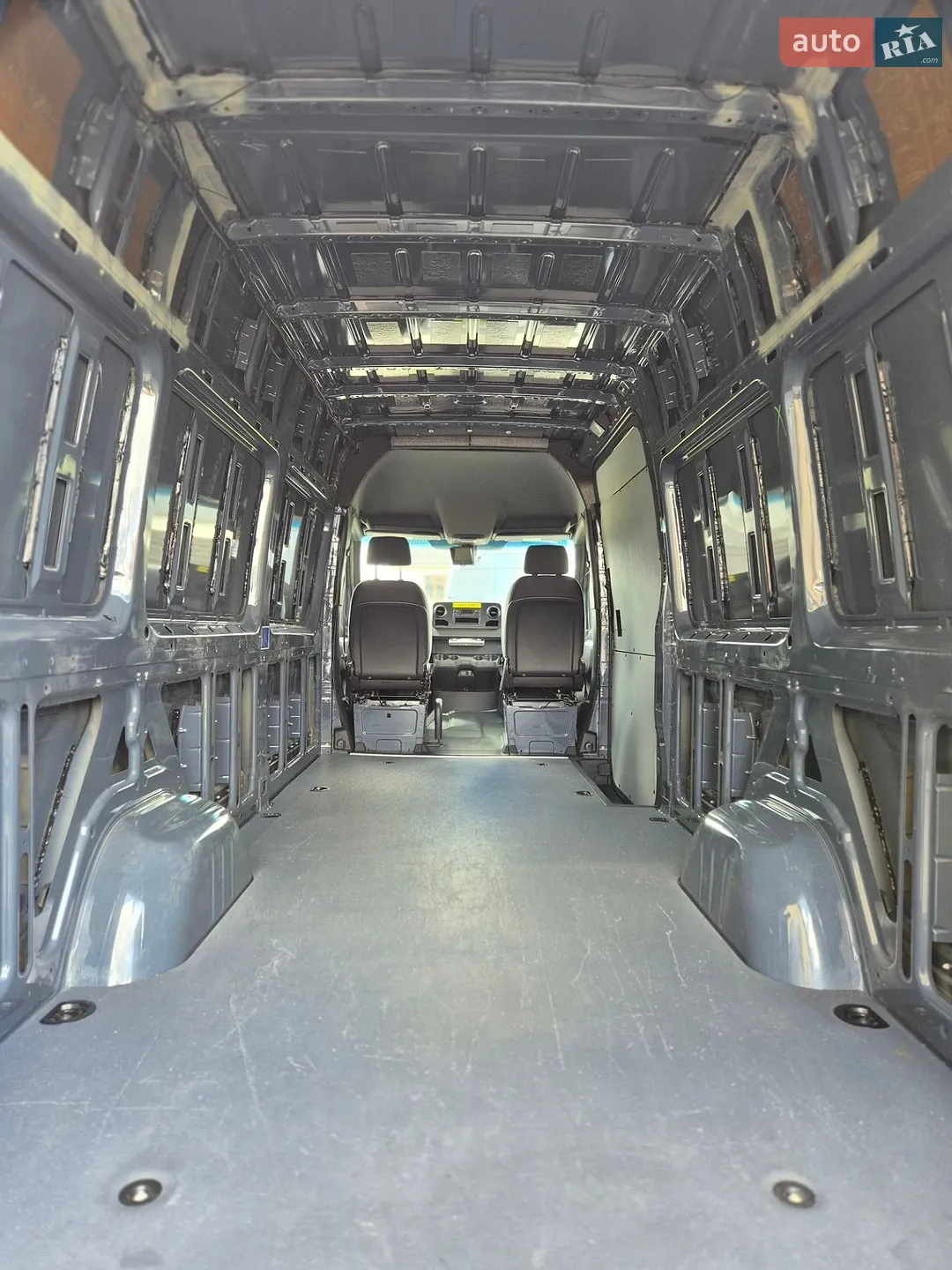 2019 Mercedes-Benz Sprinter - мініатюра 10