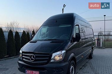 Грузовой фургон Mercedes-Benz Sprinter 2017 в Черновцах