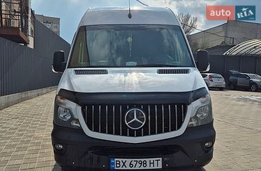 Вантажопасажирський фургон Mercedes-Benz Sprinter 2017 в Хмельницькому