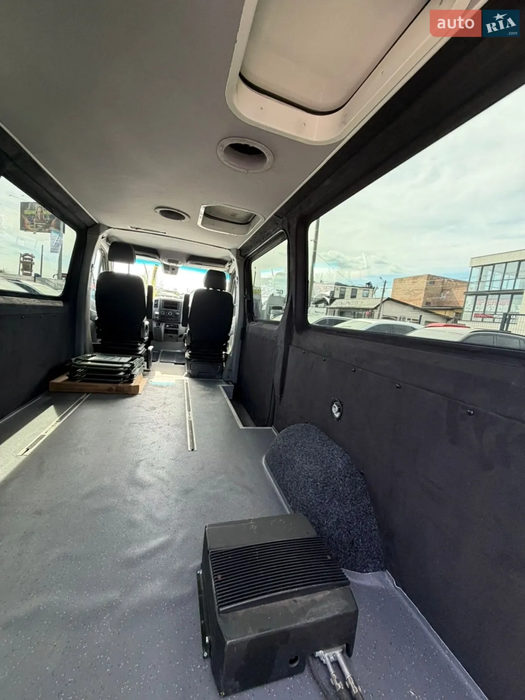 2018 Mercedes-Benz Sprinter - мініатюра 22