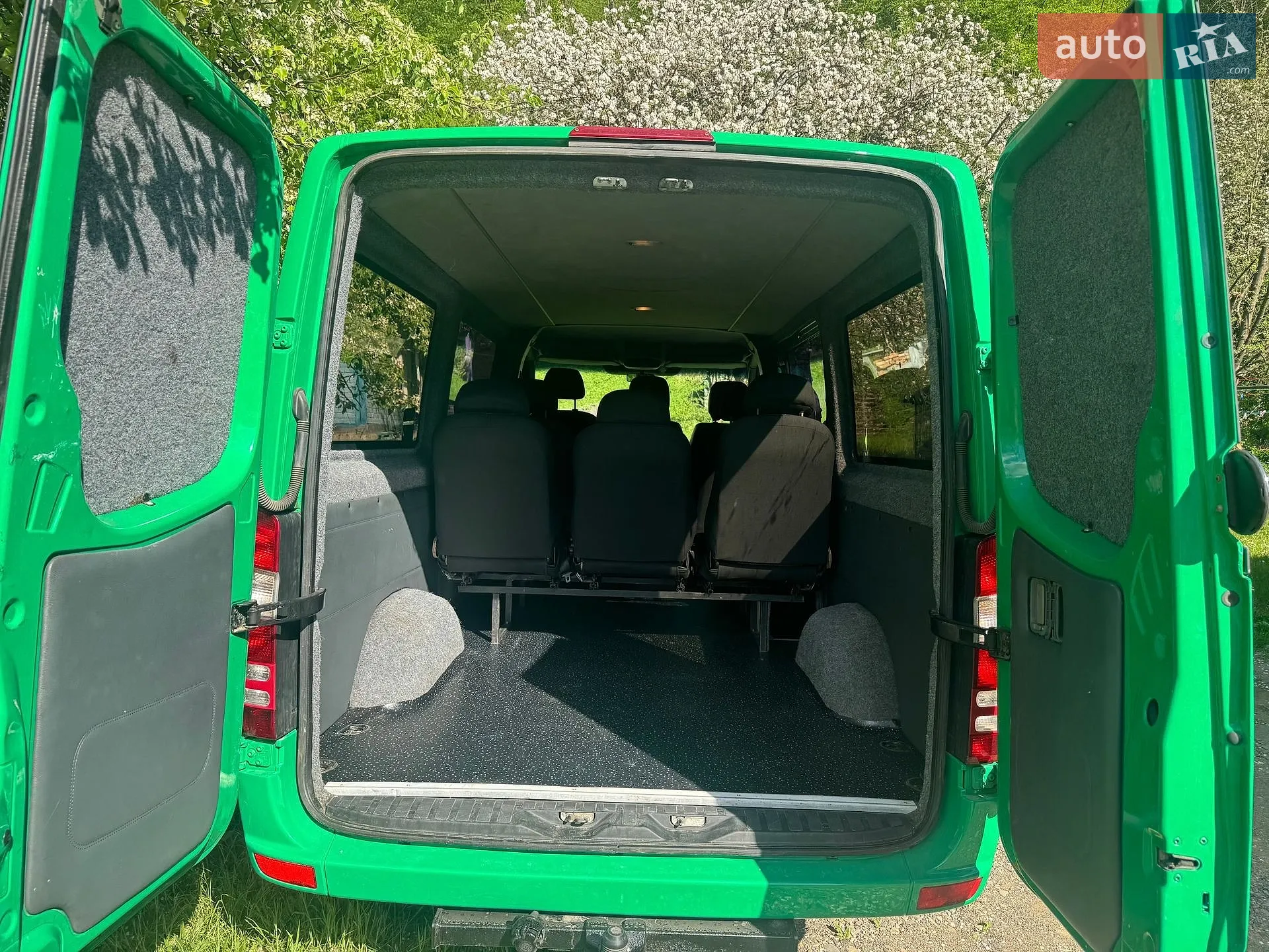 2010 Mercedes-Benz Sprinter - мініатюра 11