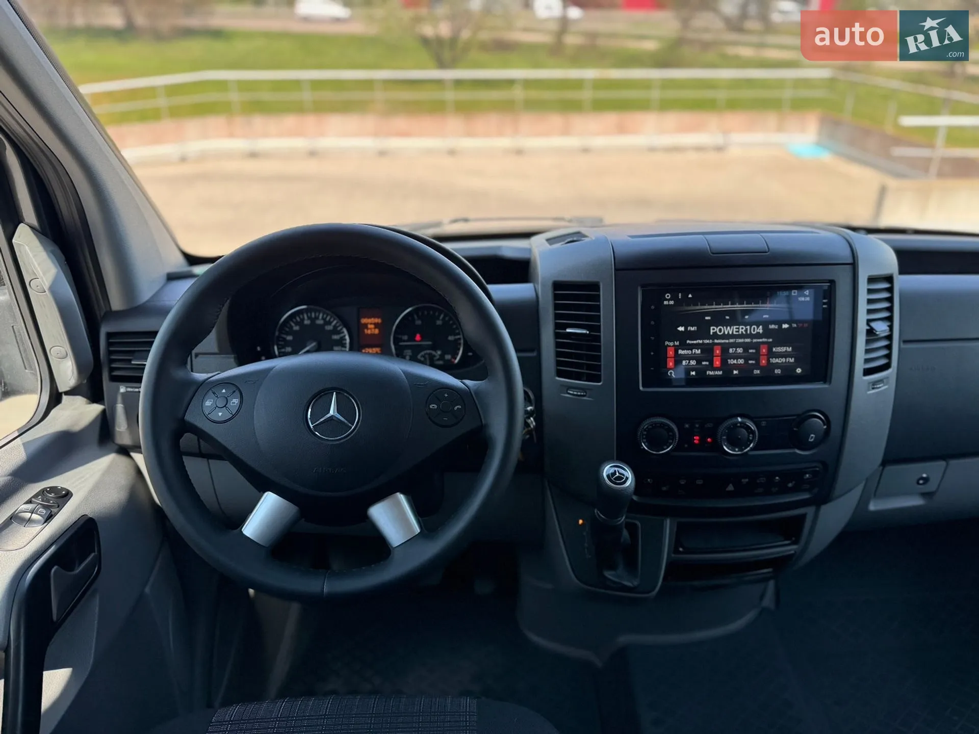 2017 Mercedes-Benz Sprinter - мініатюра 22