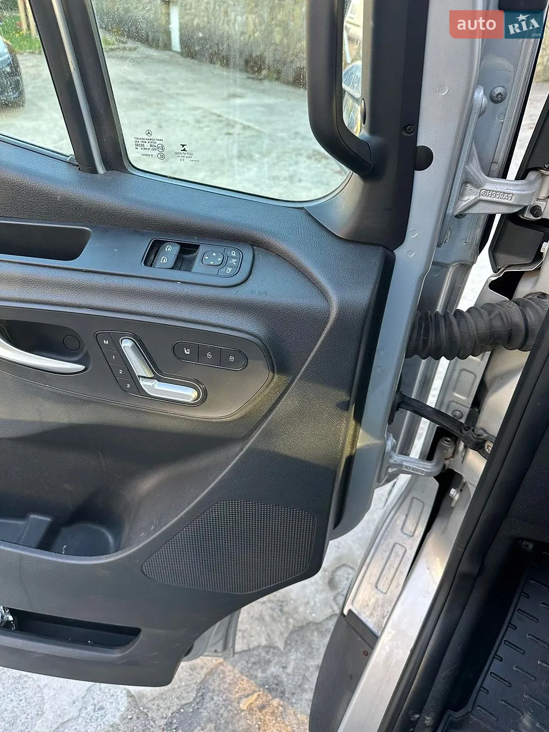 2020 Mercedes-Benz Sprinter - мініатюра 11