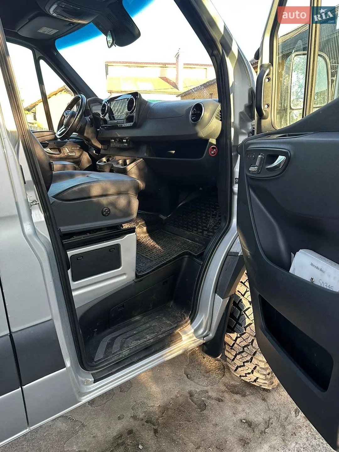 2020 Mercedes-Benz Sprinter - мініатюра 30
