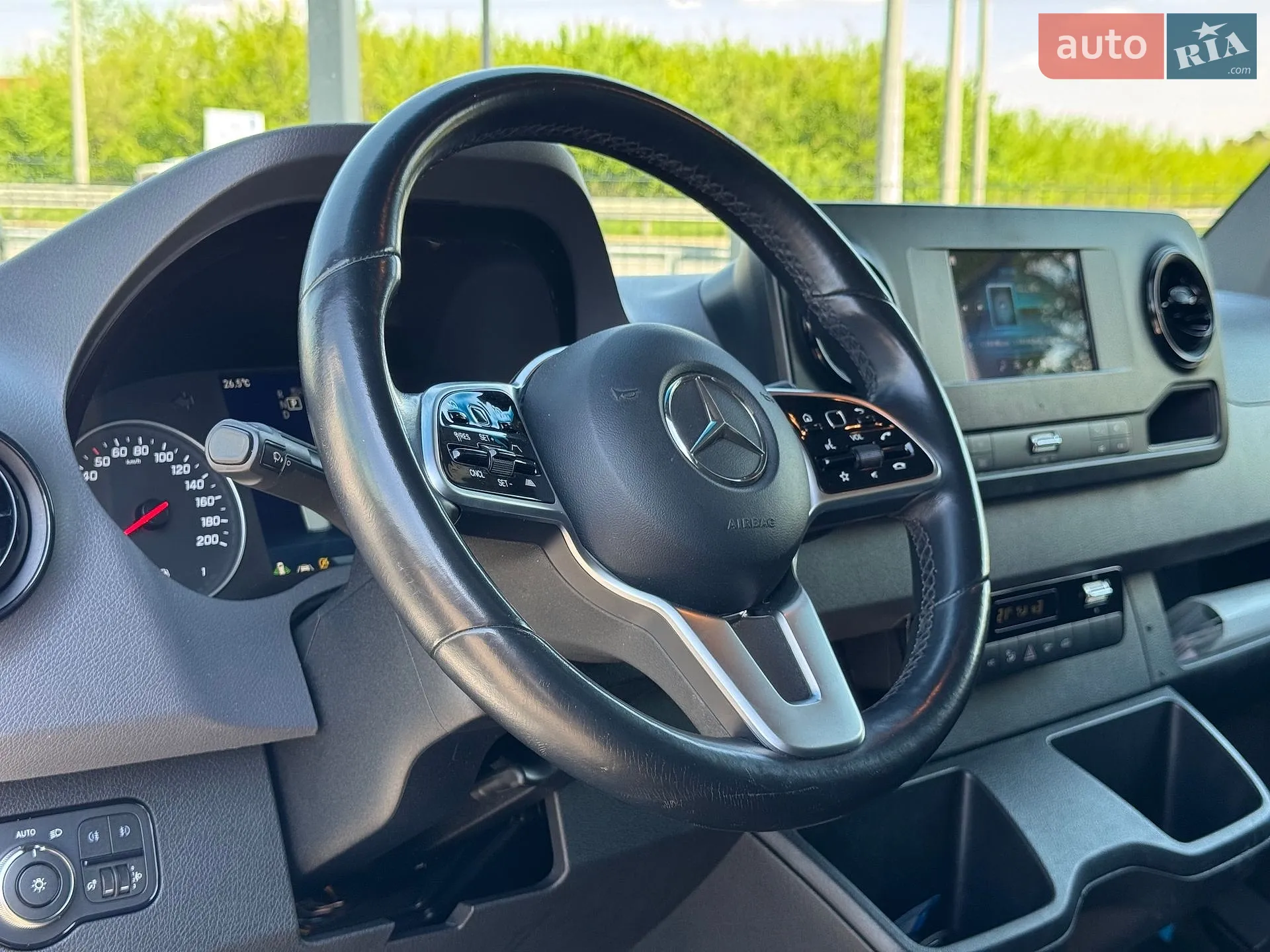 2018 Mercedes-Benz Sprinter - мініатюра 16