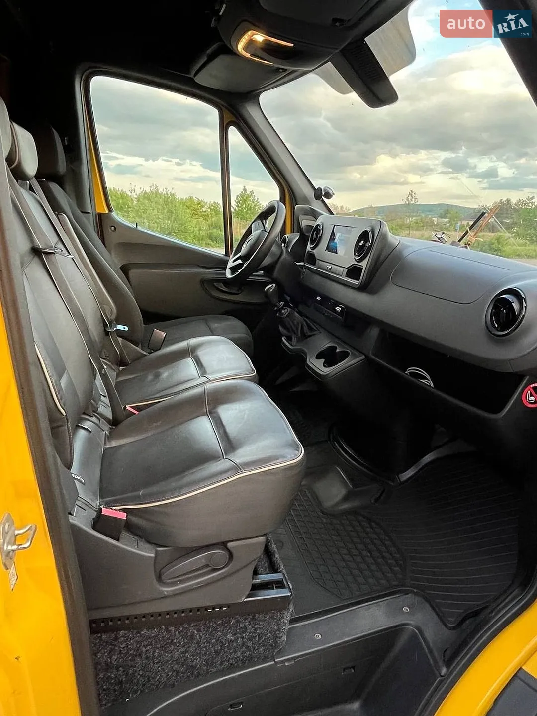 2019 Mercedes-Benz Sprinter - мініатюра 13