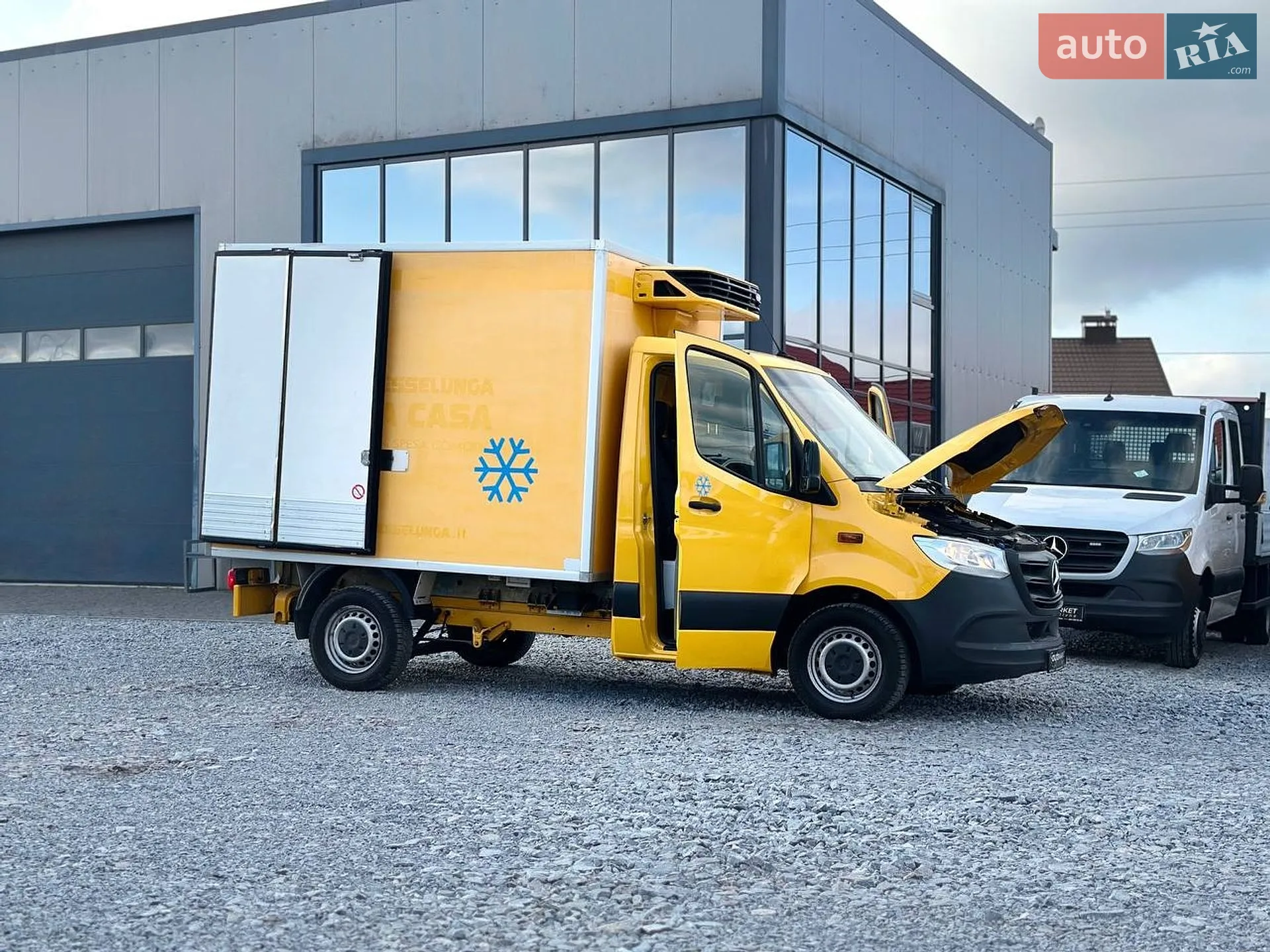 2020 Mercedes-Benz Sprinter - мініатюра 19