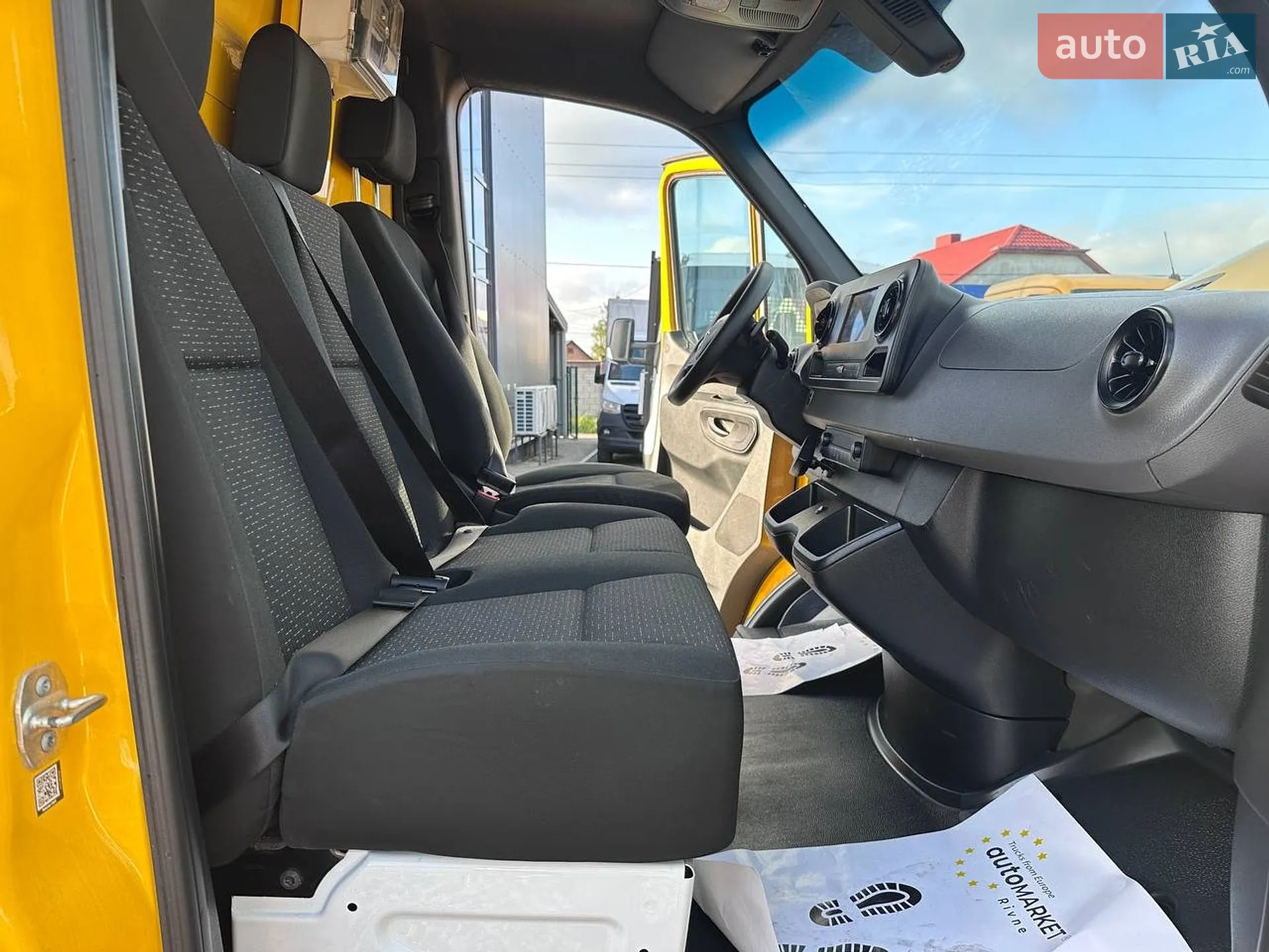 2020 Mercedes-Benz Sprinter - мініатюра 38
