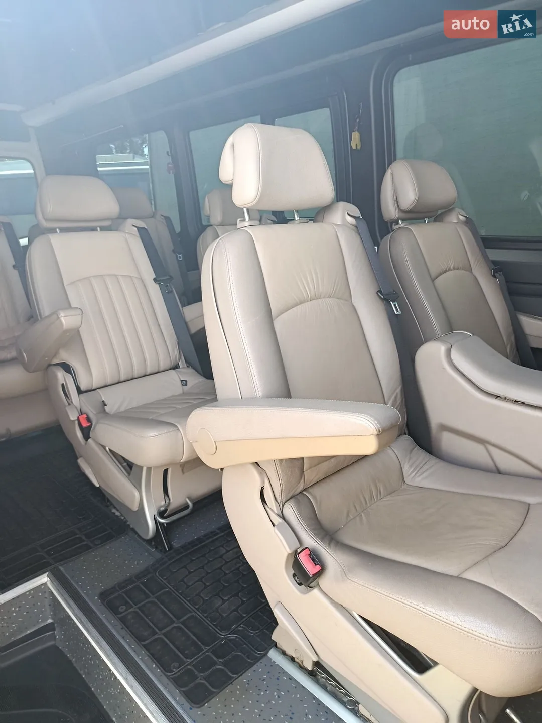 2019 Mercedes-Benz Sprinter - мініатюра 13