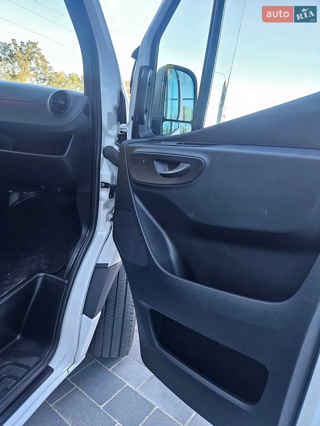 2020 Mercedes-Benz Sprinter - мініатюра 9