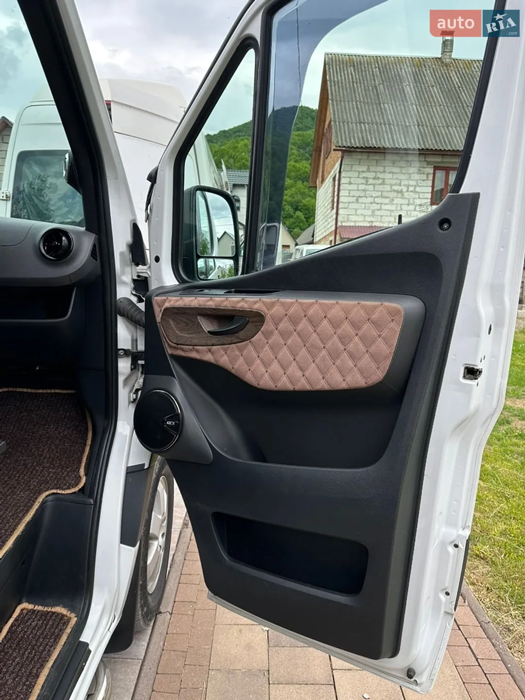 2019 Mercedes-Benz Sprinter - мініатюра 14