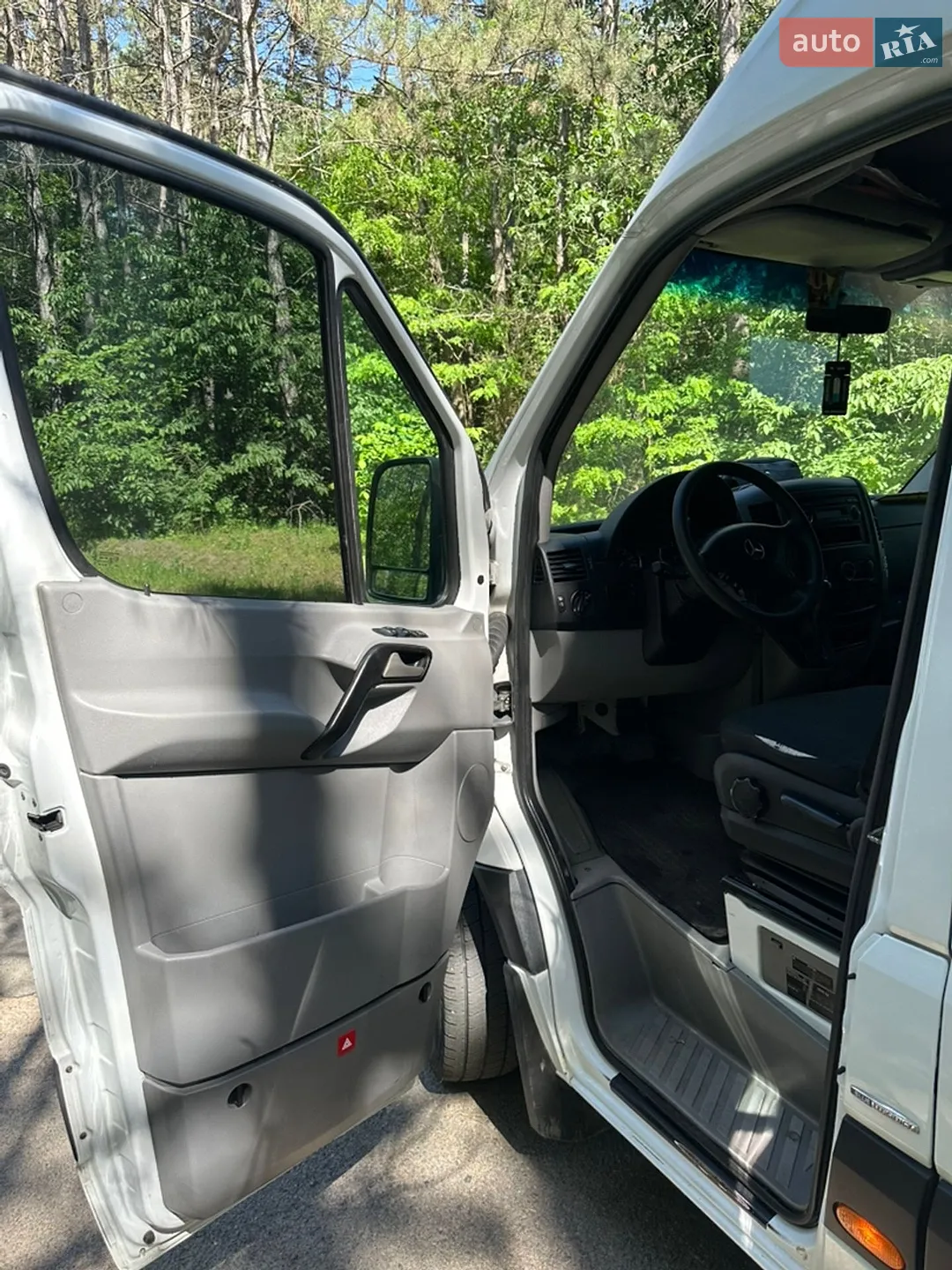2011 Mercedes-Benz Sprinter - мініатюра 11