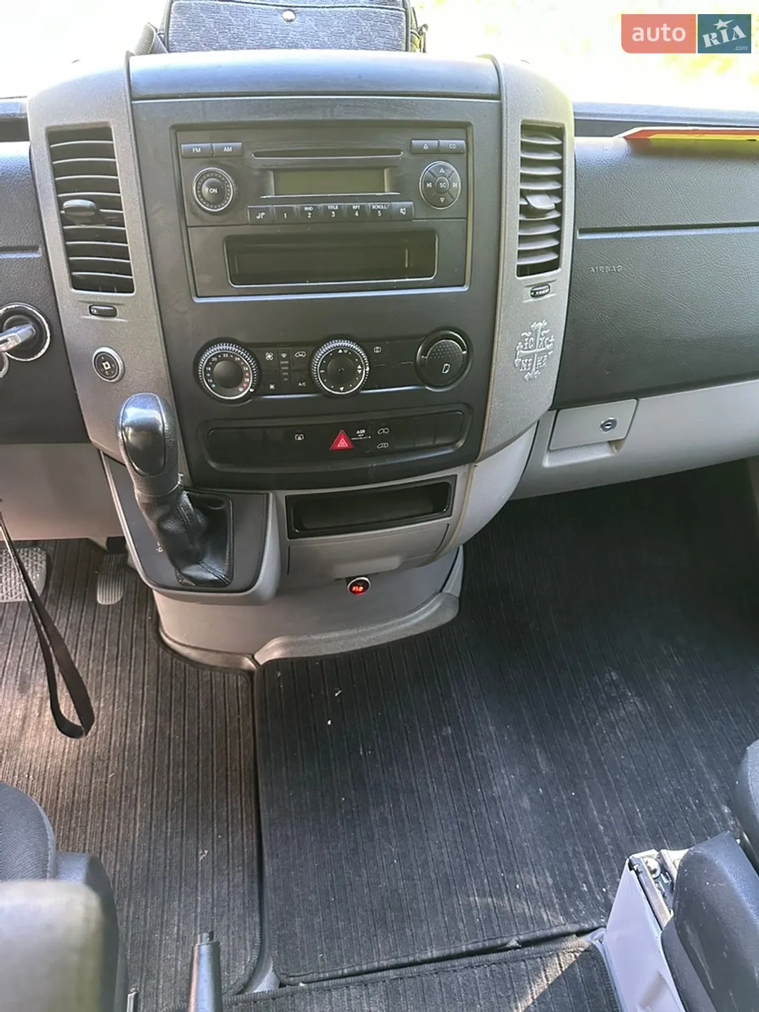 2011 Mercedes-Benz Sprinter - мініатюра 15