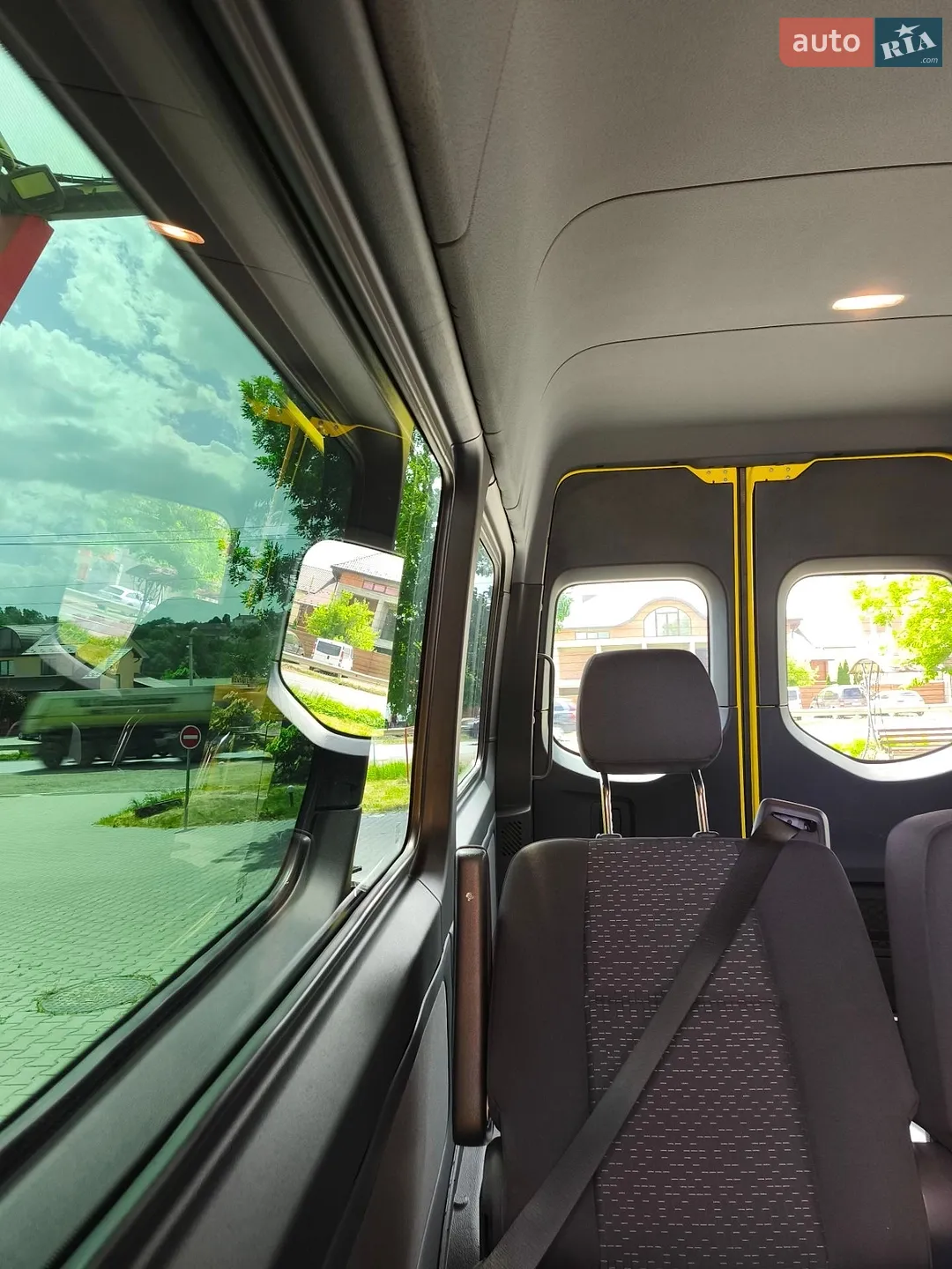 2018 Mercedes-Benz Sprinter - мініатюра 26
