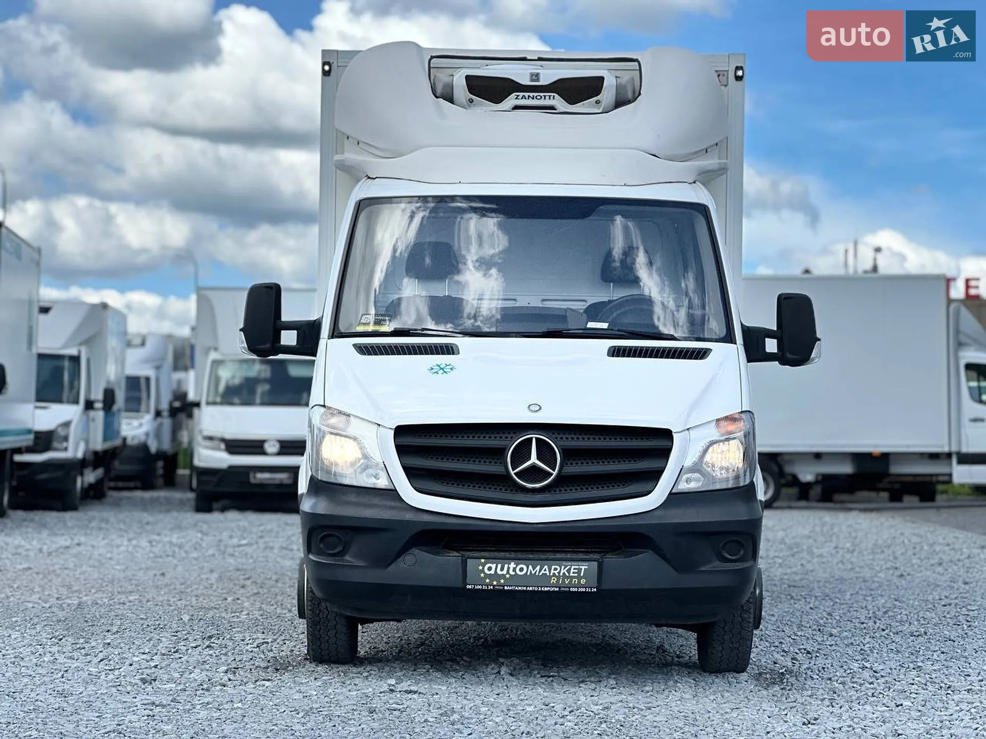 2019 Mercedes-Benz Sprinter - мініатюра 12