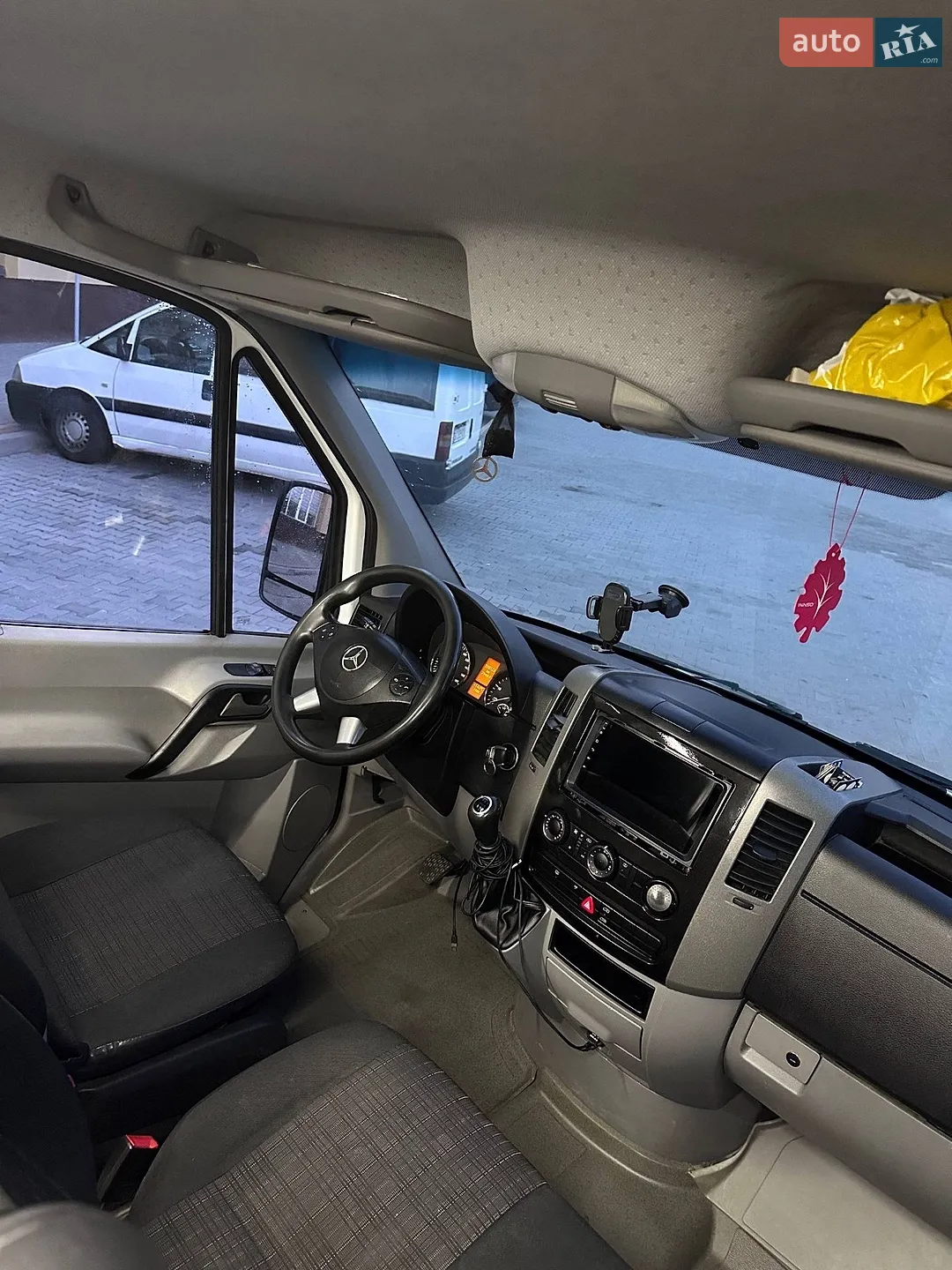 2014 Mercedes-Benz Sprinter - мініатюра 16