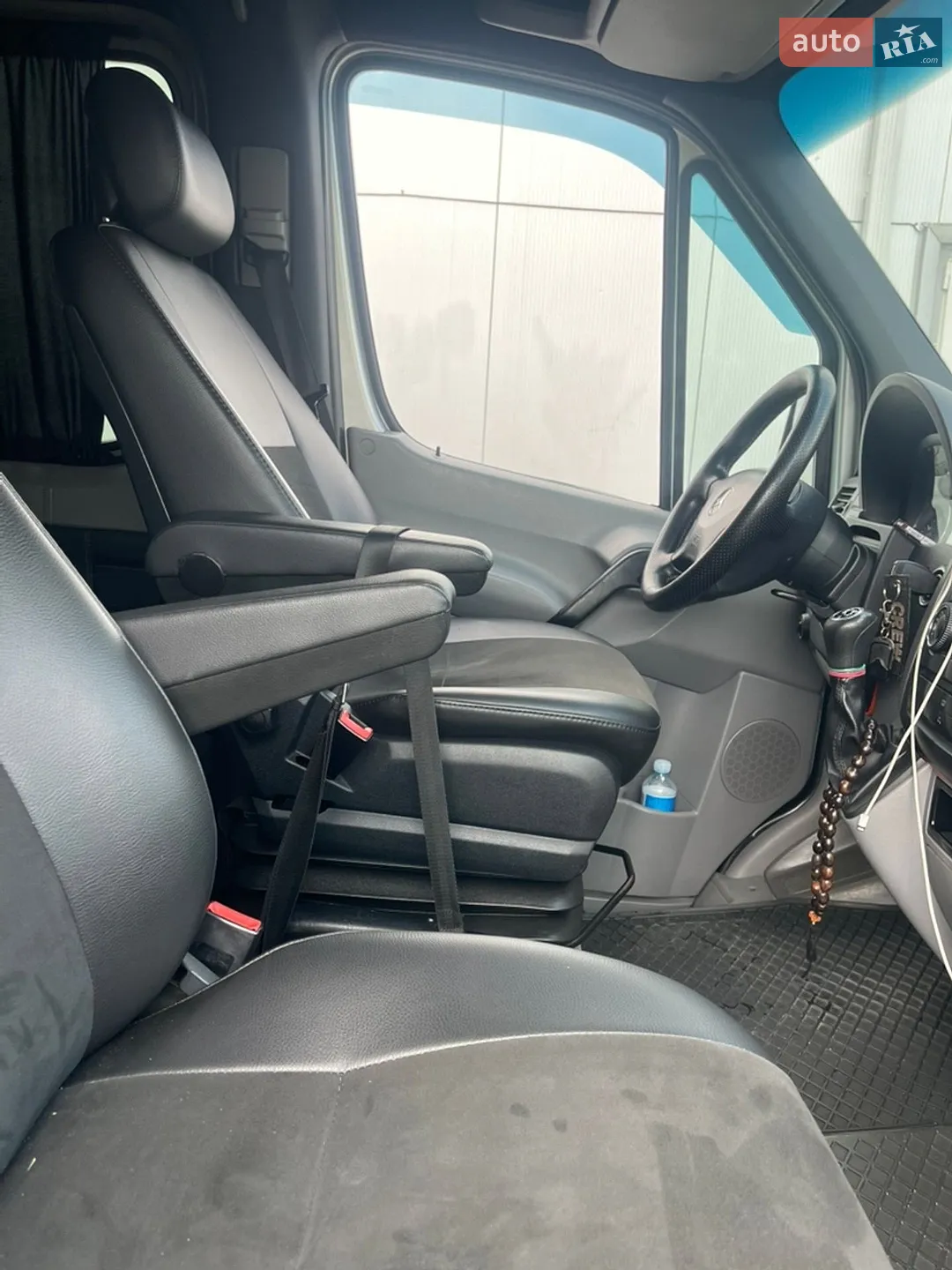 2011 Mercedes-Benz Sprinter - мініатюра 10