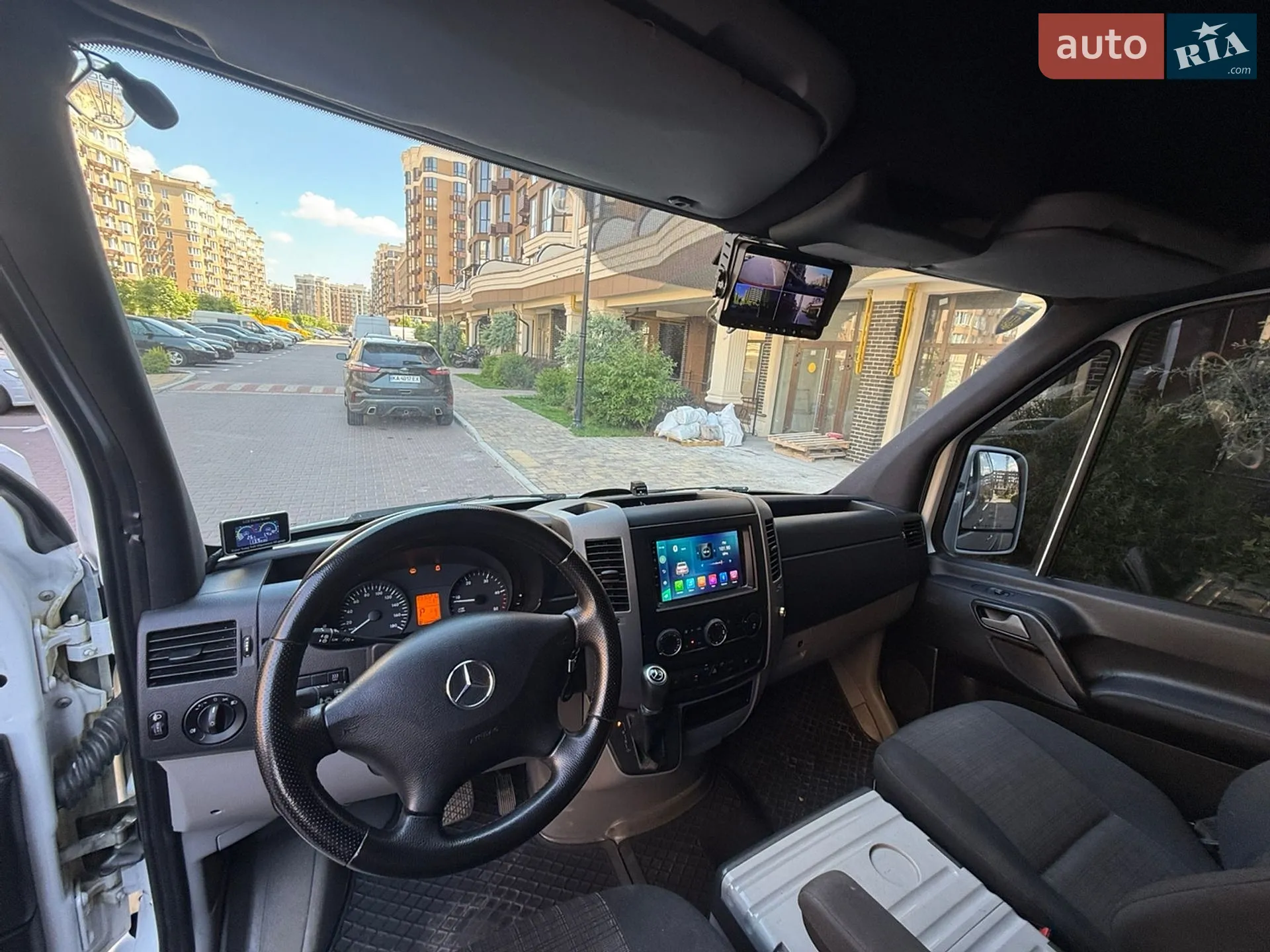2015 Mercedes-Benz Sprinter - мініатюра 44