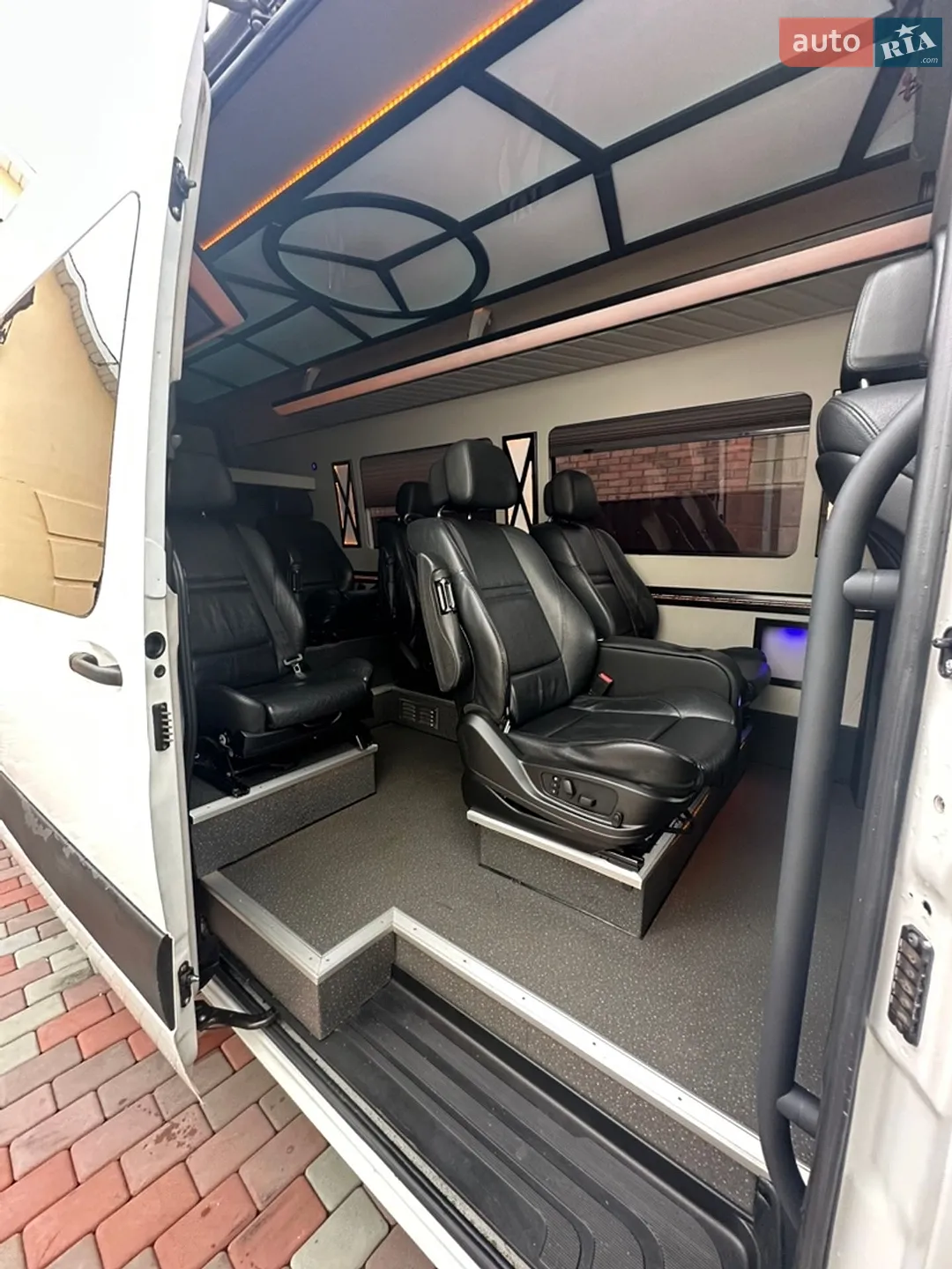 2020 Mercedes-Benz Sprinter - мініатюра 6