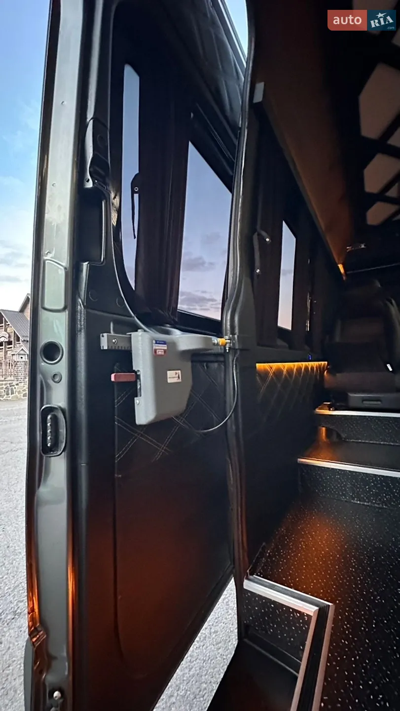 2021 Mercedes-Benz Sprinter - мініатюра 25