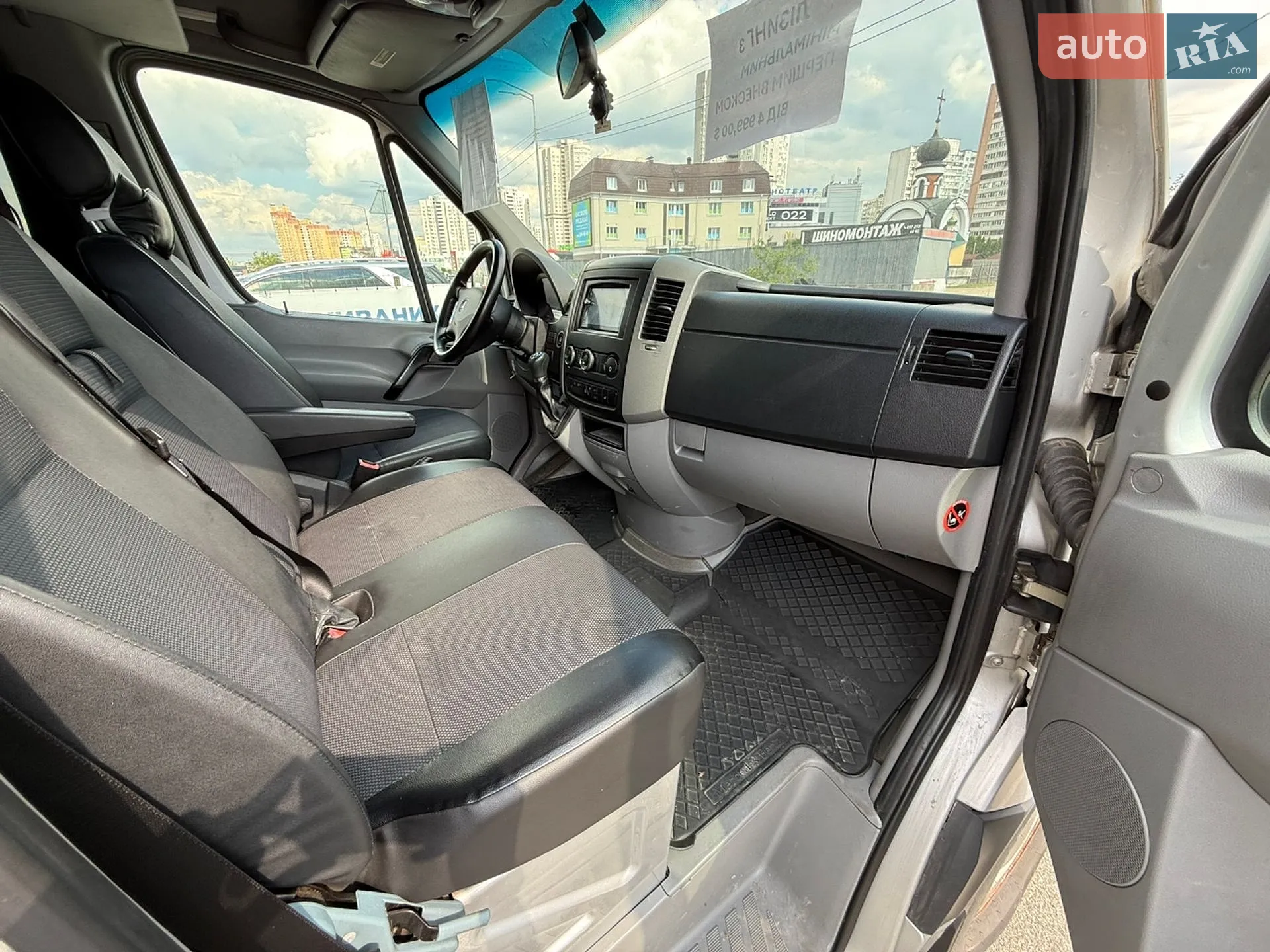 2014 Mercedes-Benz Sprinter - мініатюра 21