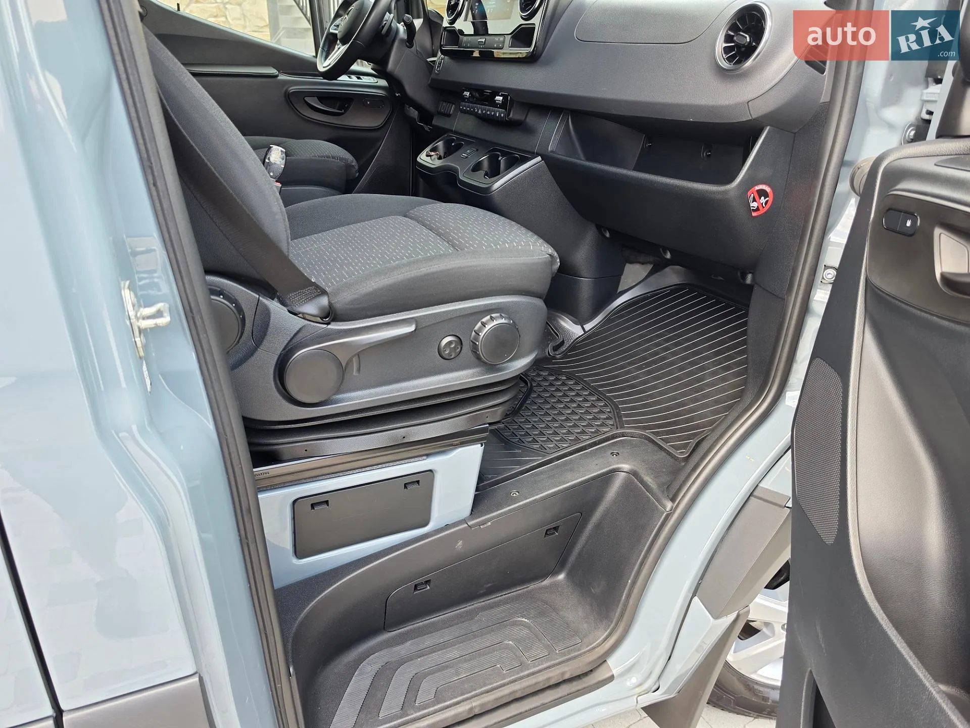 2024 Mercedes-Benz Sprinter - мініатюра 33