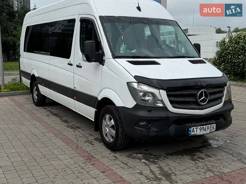 Mercedes-Benz Sprinter