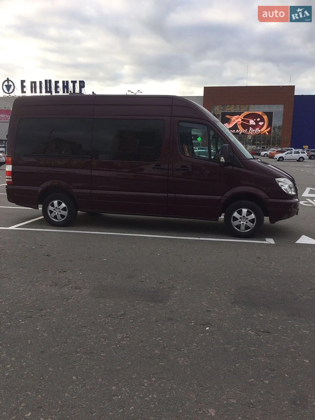 2011 Mercedes-Benz Sprinter - мініатюра 2
