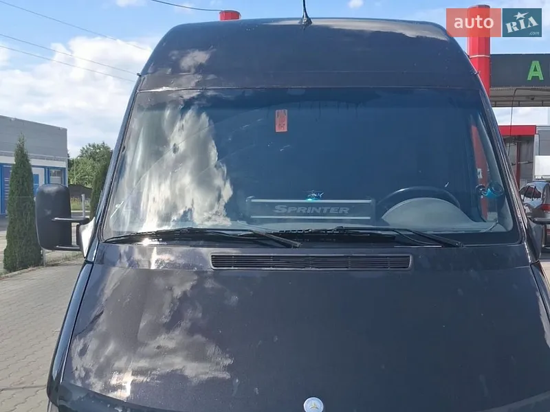 Mercedes-Benz Sprinter 2005
