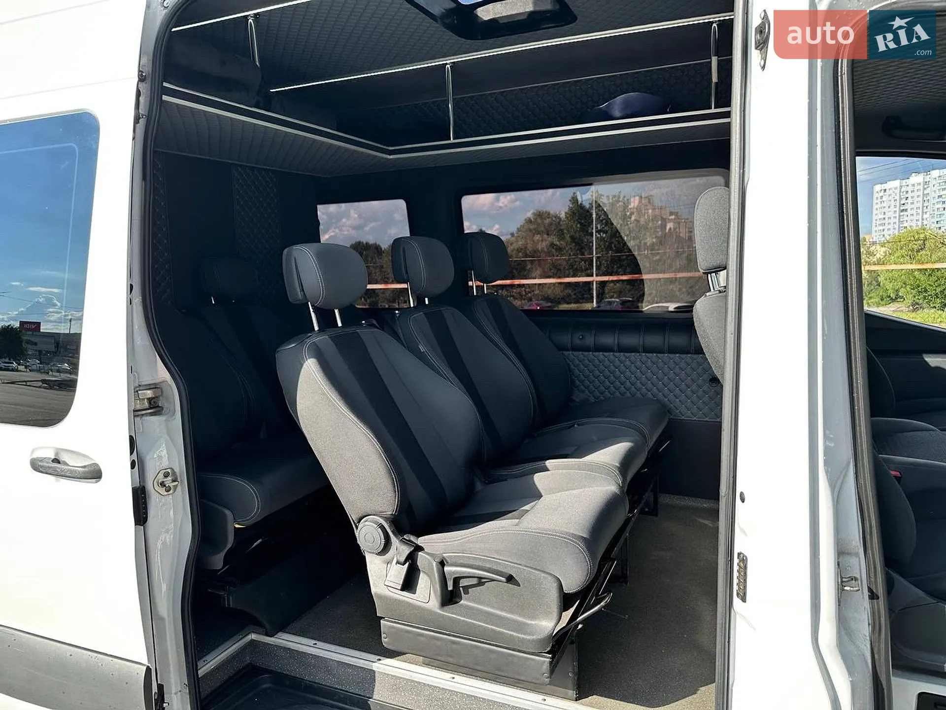 2020 Mercedes-Benz Sprinter - мініатюра 24