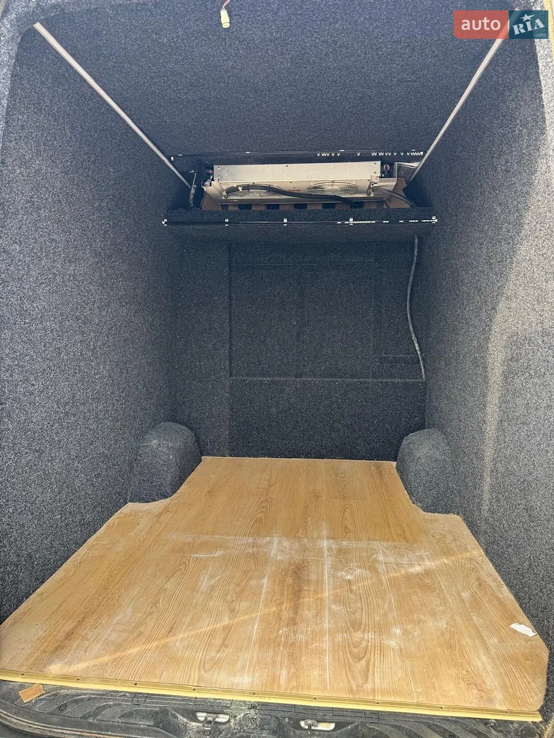 2020 Mercedes-Benz Sprinter - мініатюра 22