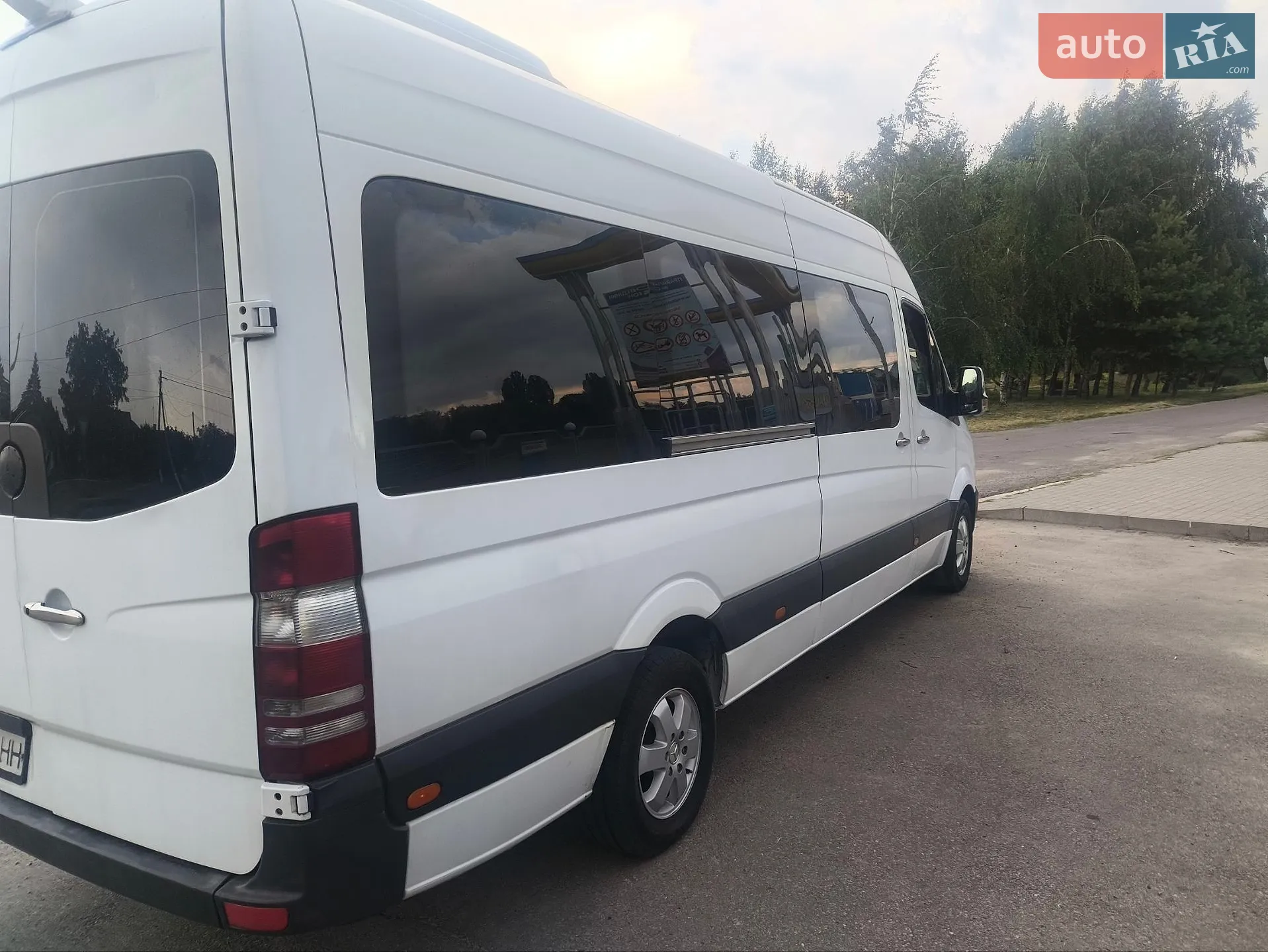 2010 Mercedes-Benz Sprinter - мініатюра 9