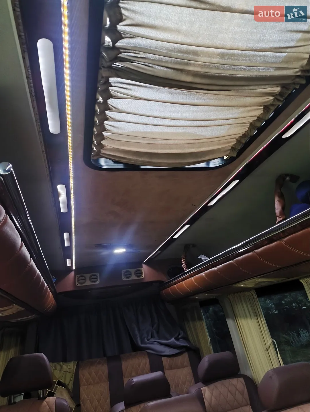 2010 Mercedes-Benz Sprinter - мініатюра 7