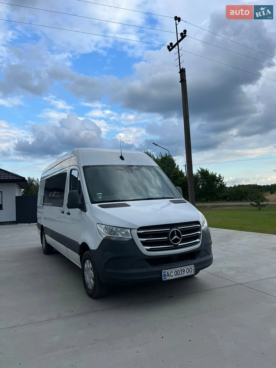 2019 Mercedes-Benz Sprinter - фото 1