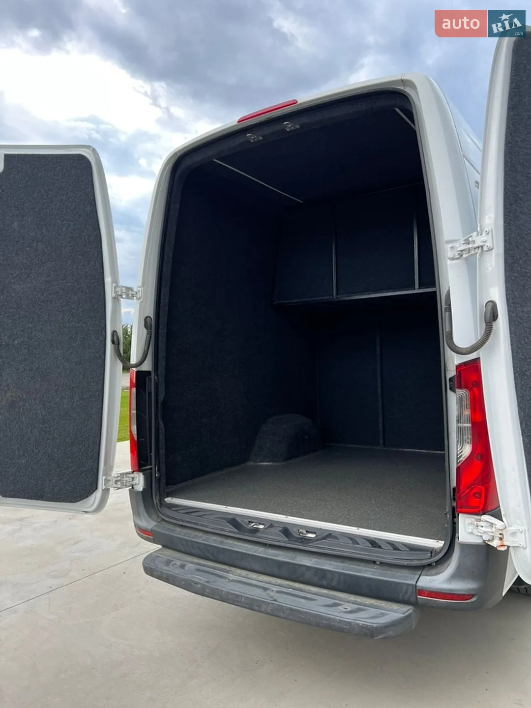 2019 Mercedes-Benz Sprinter - мініатюра 8