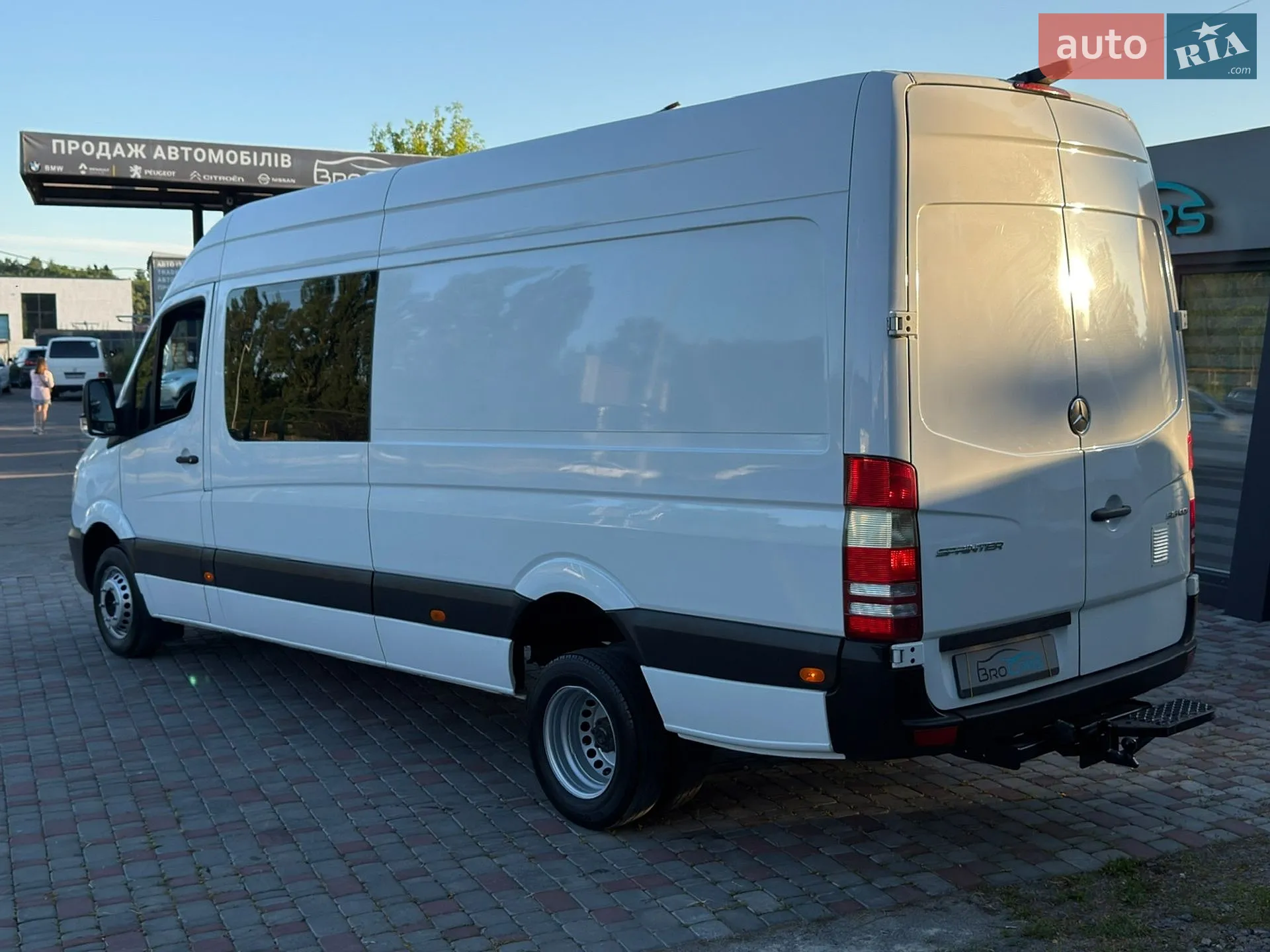 2015 Mercedes-Benz Sprinter - фото 1