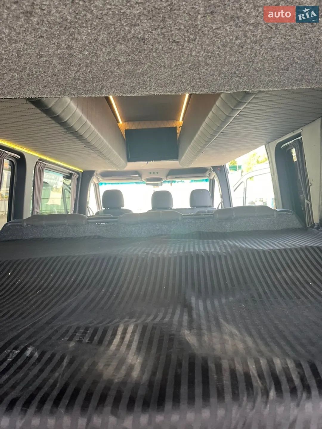 2015 Mercedes-Benz Sprinter - мініатюра 12