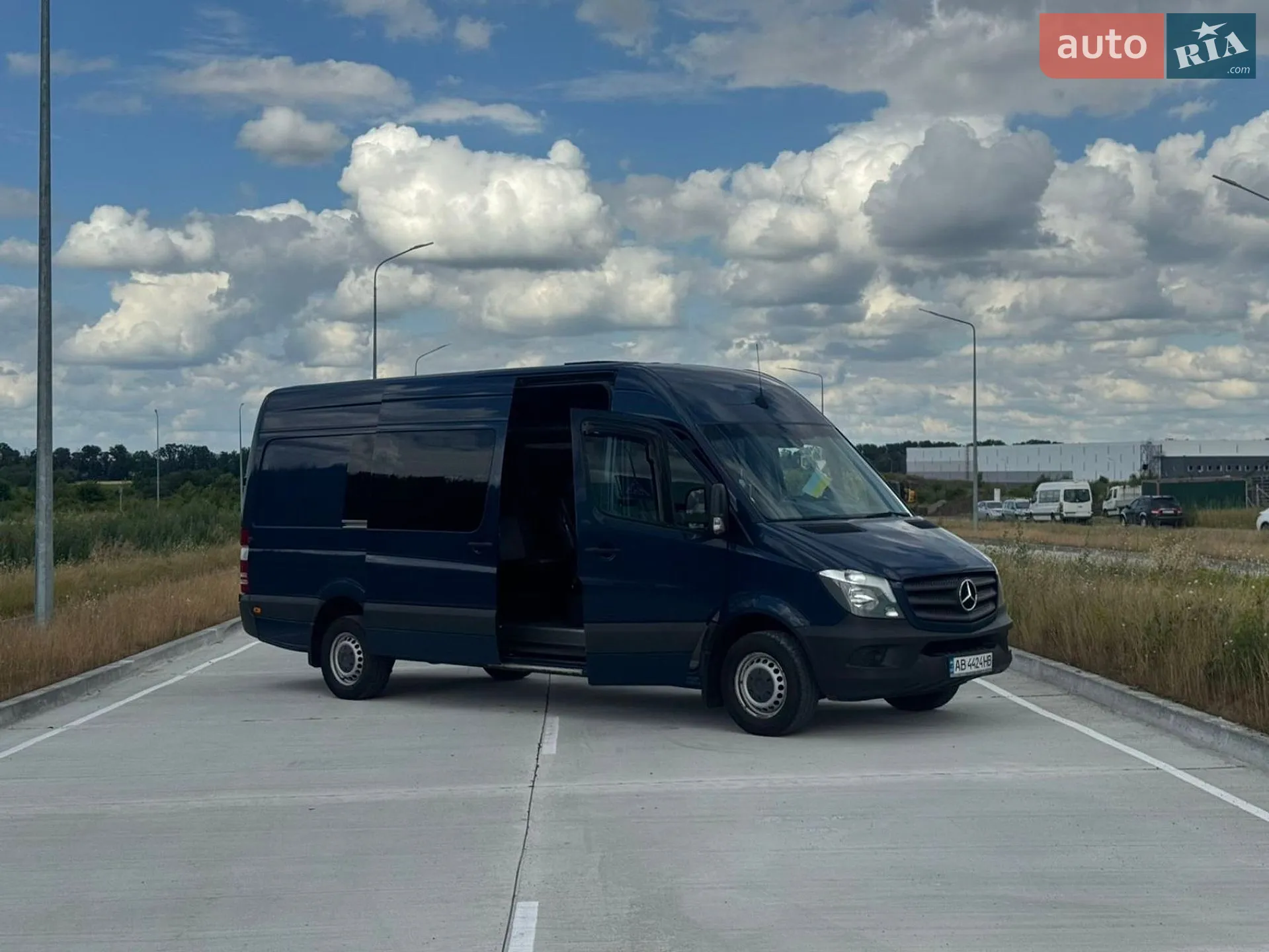 2017 Mercedes-Benz Sprinter - мініатюра 15