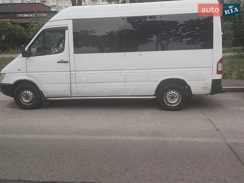 Mercedes-Benz Sprinter