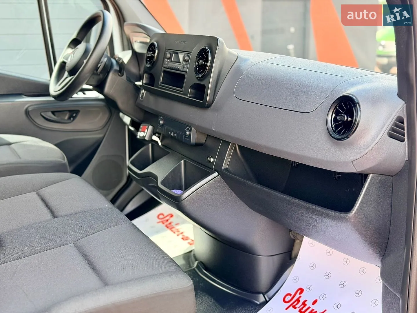 2020 Mercedes-Benz Sprinter - мініатюра 20