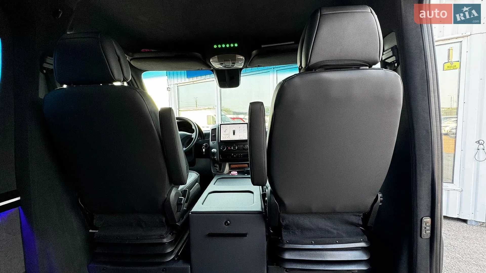 2018 Mercedes-Benz Sprinter - мініатюра 85