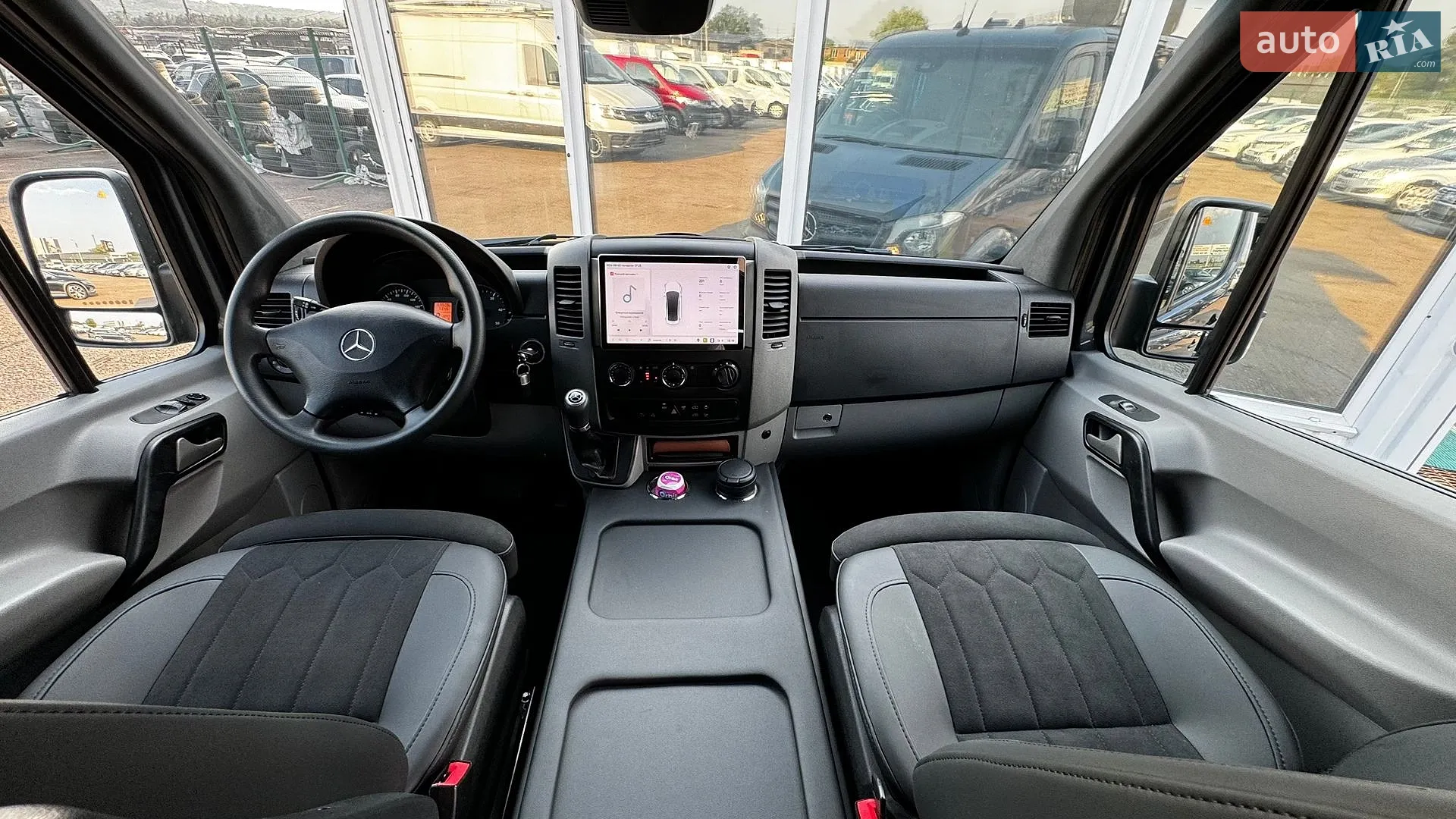2018 Mercedes-Benz Sprinter - мініатюра 97