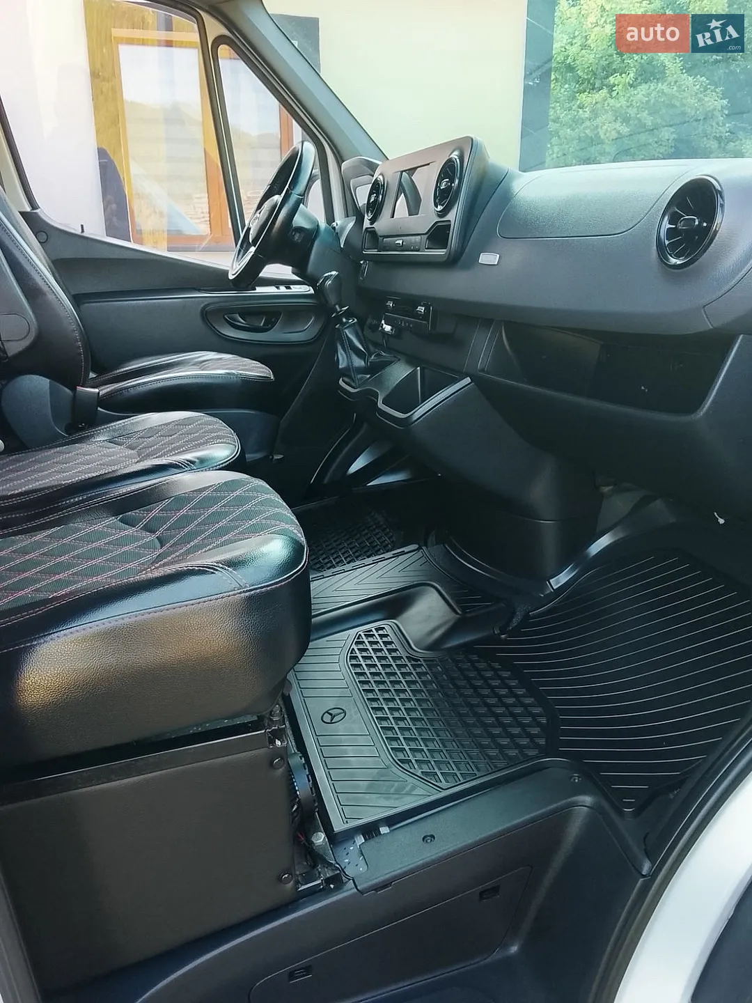 2019 Mercedes-Benz Sprinter - мініатюра 2