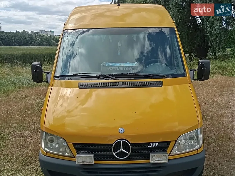 Mercedes-Benz Sprinter